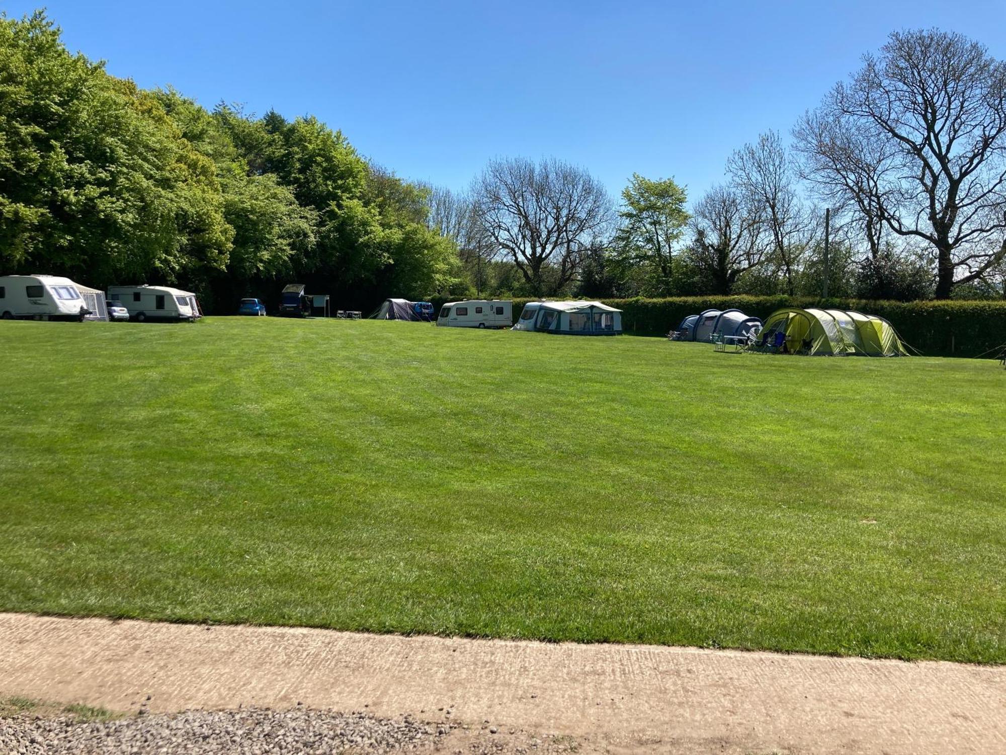 Bank Top Camping-North York Moors With Pitches For Caravans, Camper Vans And Tents Hotel Pickering Exterior foto
