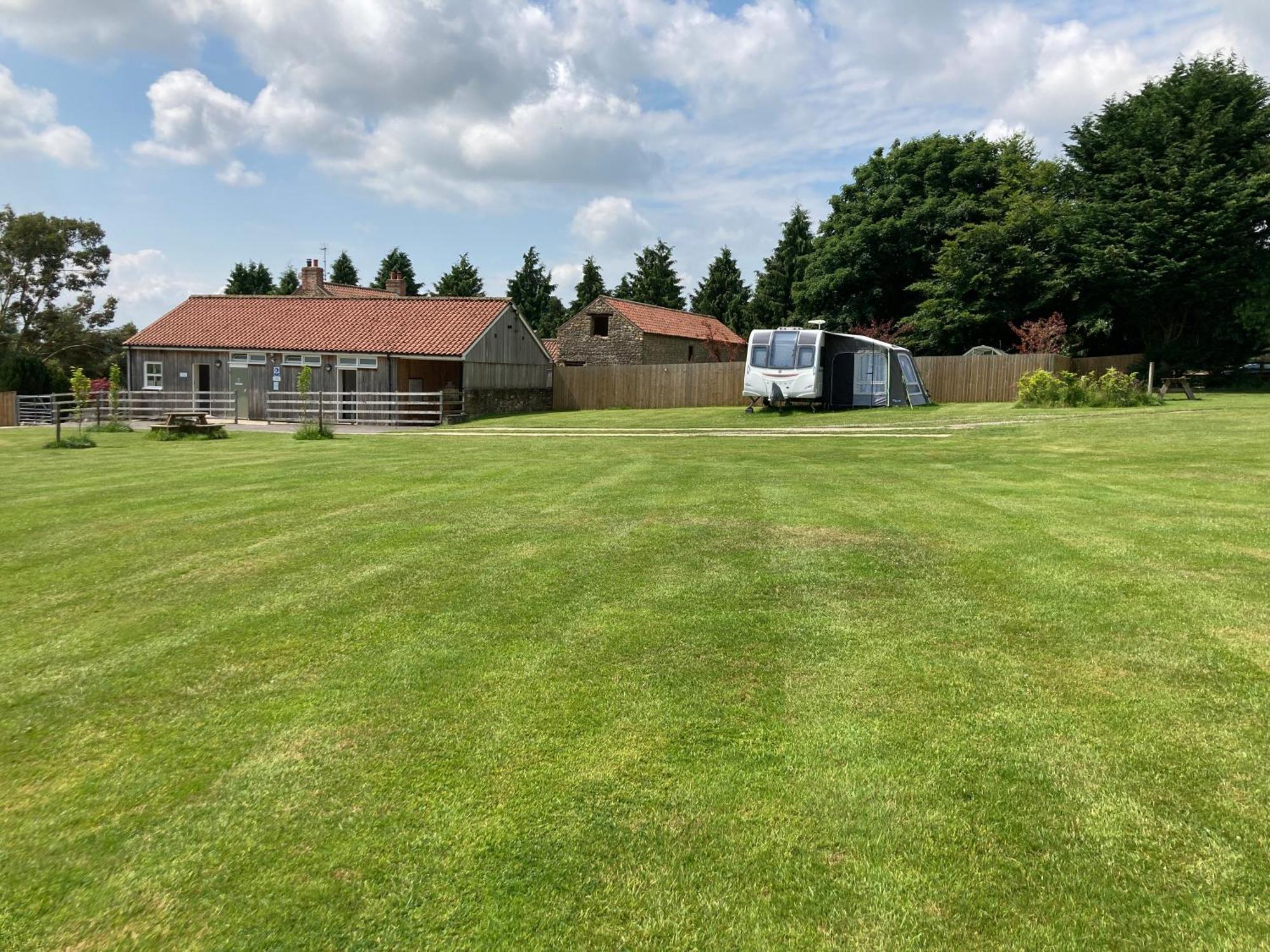 Bank Top Camping-North York Moors With Pitches For Caravans, Camper Vans And Tents Hotel Pickering Quarto foto